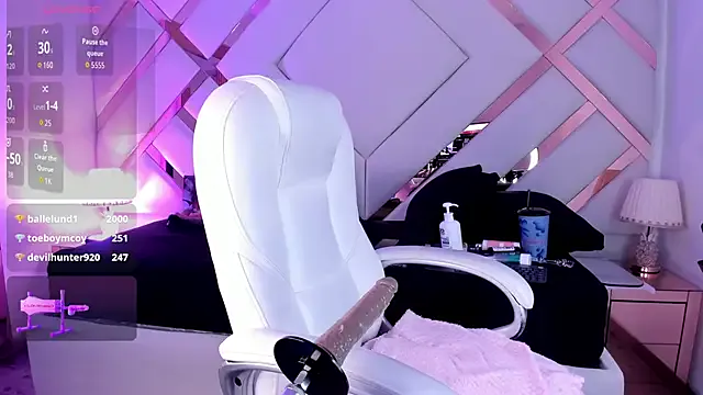 CattDoll webcam show Image 15