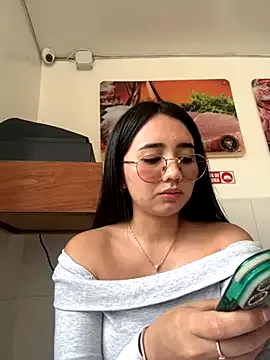 ElinaSwift webcam show Image 15