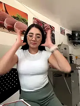 ElinaSwift webcam show Image 5