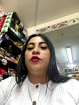 AryaMyers – webcam model profile photo Image 13