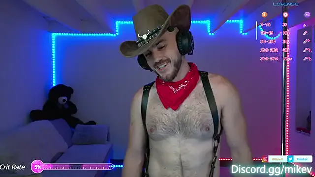 Hottyhousewife18 – webcam model profile photo Image 2