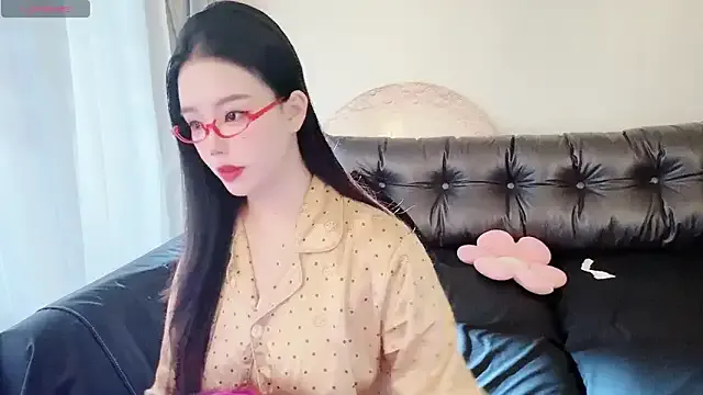 BabMmm26 – webcam model profile photo Image 2