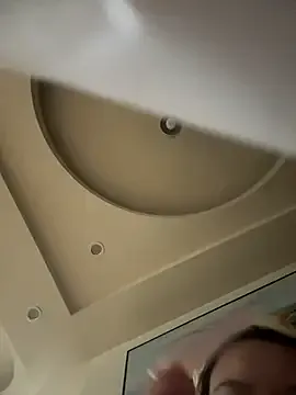 BabMmm26 – webcam model profile photo Image 7