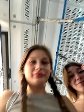 PoppyIngal webcam show Image 17