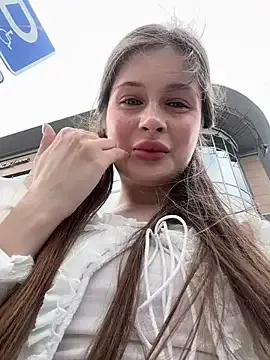 PoppyIngal webcam show Image 3