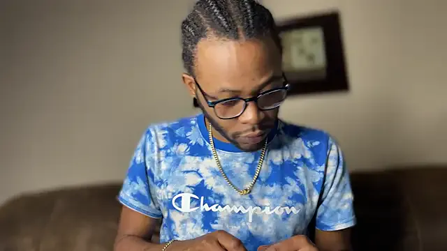 MrMrsRight – webcam model profile photo Image 14