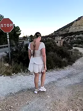 MelodyCruze – webcam model profile photo Image 14