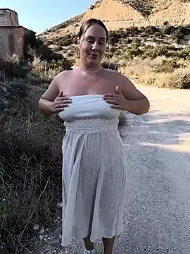 MelodyCruze – webcam model profile photo Image 2