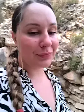 MelodyCruze – webcam model profile photo Image 4