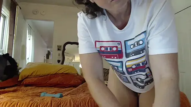 akamilasweetcm101 – webcam model profile photo Image 3