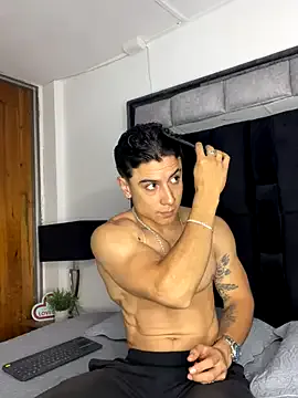 EnEn_xiaobao – webcam model profile photo Image 8