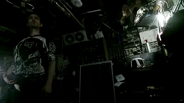 vlunaper18 – webcam model profile photo Image 17