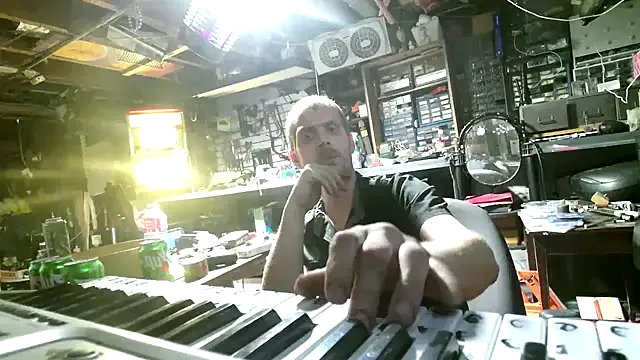 vlunaper18 – webcam model profile photo Image 19