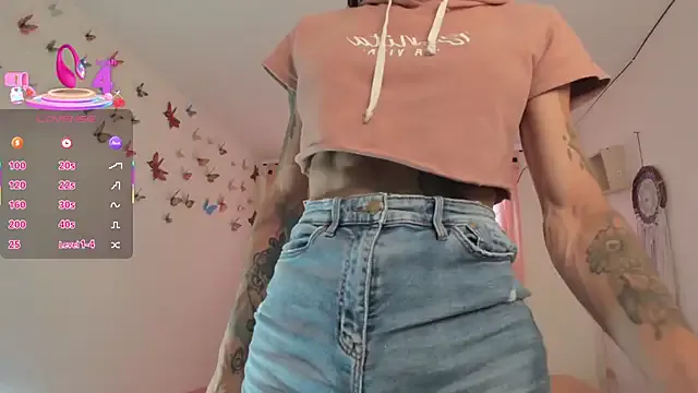 Spunstud webcam show Image 12