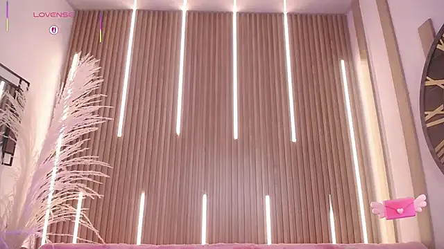 lavetax1 – webcam model profile photo Image 19