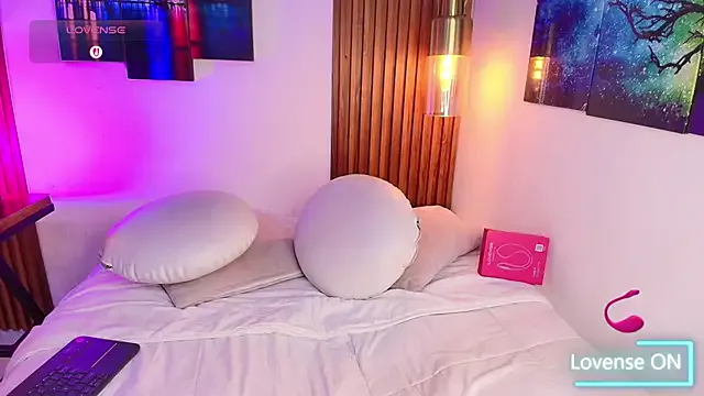 lavetax1 – webcam model profile photo Image 5