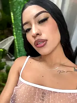 Venus22cumin – webcam model profile photo Image 8