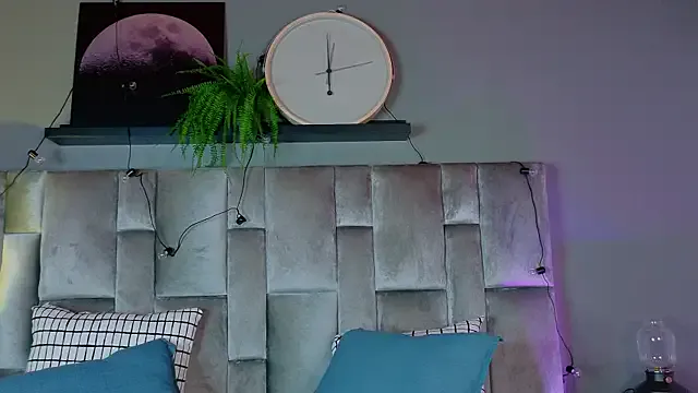 ChloeSnoww – webcam model profile photo Image 18