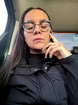 SexyMona – webcam model profile photo Image 15