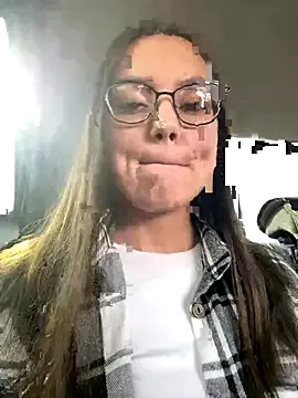 SexyMona – webcam model profile photo Image 7