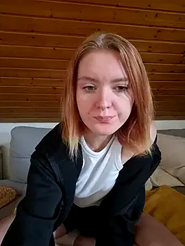 TalkingLegs – webcam model profile photo Image 5