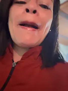 AmandaMartinez – webcam model profile photo Image 17