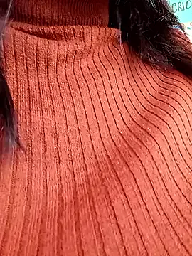 AmandaMartinez – webcam model profile photo Image 4