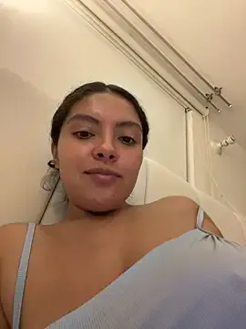 Angeline_Montierr – webcam model profile photo Image 13