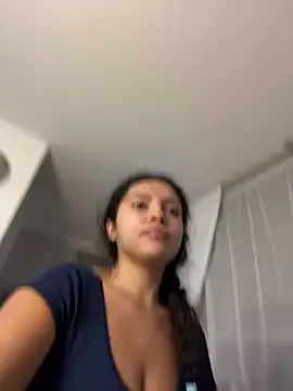 Angeline_Montierr – webcam model profile photo Image 4