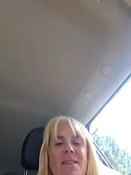 LizaGold40 – webcam model profile photo Image 7