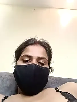 Latinadulcemami – webcam model profile photo Image 17