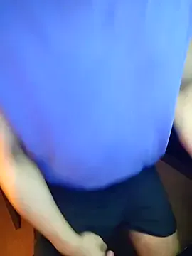 AurorraAksness – webcam model profile photo Image 14