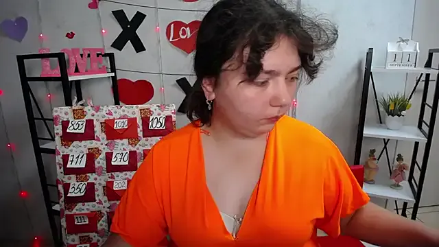 akamilasweetcm101 – webcam model profile photo Image 14