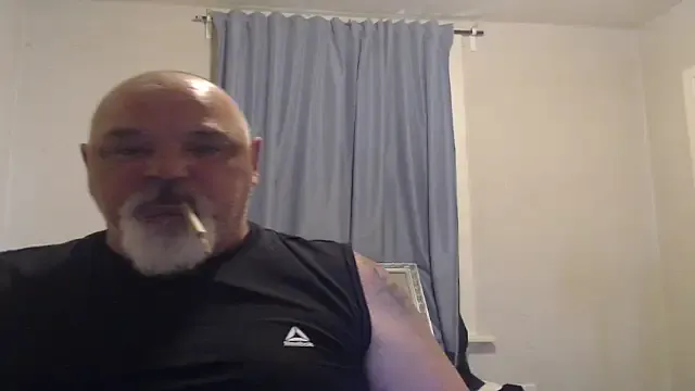 Latinadulcemami – webcam model profile photo Image 4