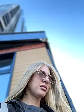 amberdemonss – webcam model profile photo Image 11