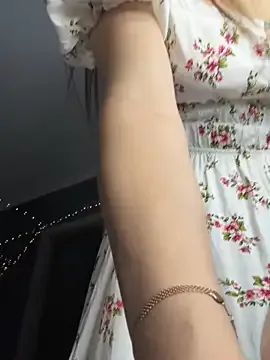 MAIKA_pyon – webcam model profile photo Image 19