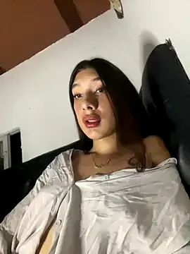 Xxsexynikki webcam show Image 5