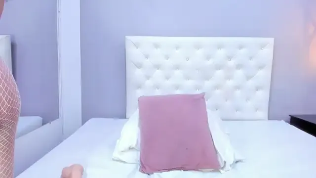 Xxsexynikki webcam show Image 7