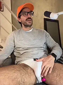 ToniStormCD webcam show Image 9