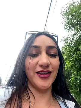 LaytonBox – webcam model profile photo Image 11