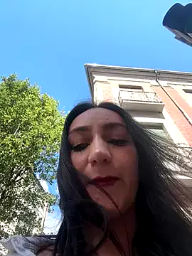 LaytonBox – webcam model profile photo Image 13