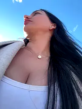 LaytonBox – webcam model profile photo Image 17