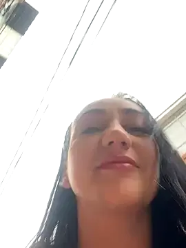 LaytonBox – webcam model profile photo Image 5