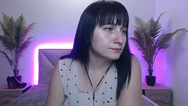 akamilasweetcm101 – webcam model profile photo Image 11