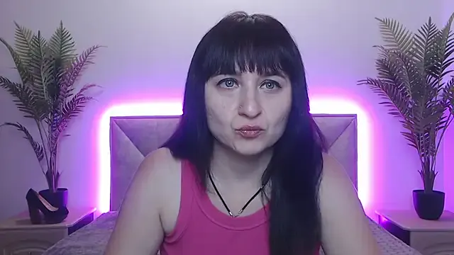 akamilasweetcm101 – webcam model profile photo Image 12