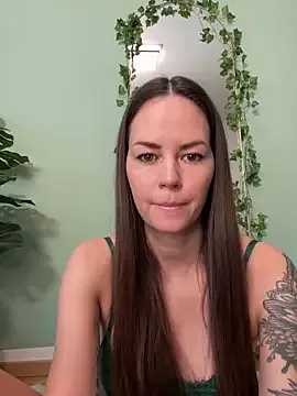 Eva-009 – webcam model profile photo Image 3