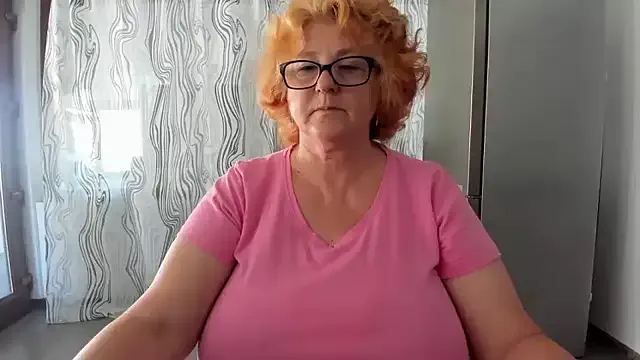 Cherrie_June – webcam model profile photo Image 3