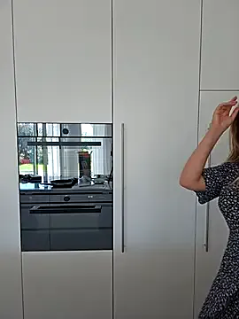 Nataly_QX – webcam model profile photo Image 5