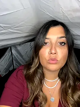 KatieeGomez – webcam model profile photo Image 13