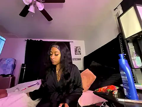 PatrizzeMartinez – webcam model profile photo Image 12